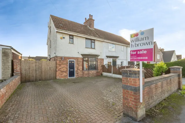 Burringham Road, Scunthorpe, DN17, photo 1