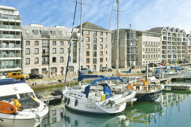 Hawkers Avenue, Plymouth, photo 1