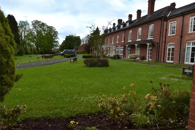 Photo 2 — Worcester Road, Droitwich, Worcestershire, WR9 8AA