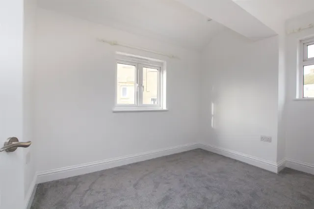 Hailey Road, Witney, OX28, photo 3