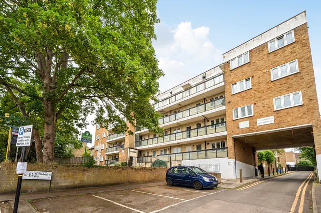 Flat 12, 82 Maryon Road, London, photo 1