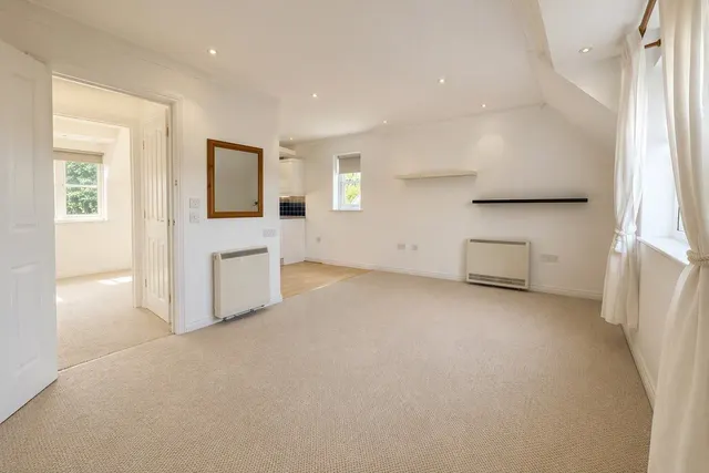 Photo 2 — Czarina Rise, Laindon, Basildon, Essex, SS15