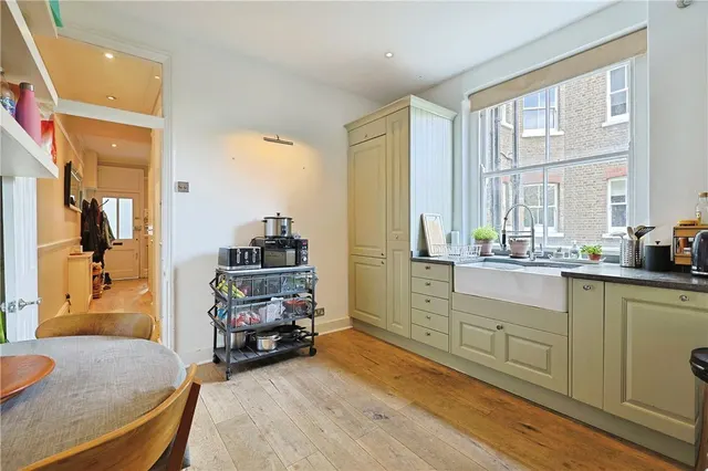 Photo 3 — Cambridge Road, London, SW11