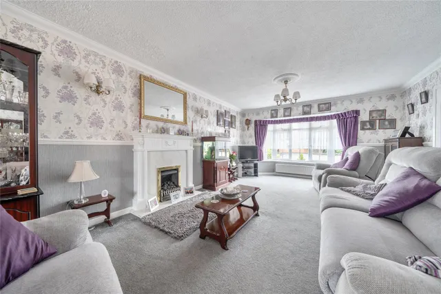 Bedford Road, Wootton, MK43, photo 2