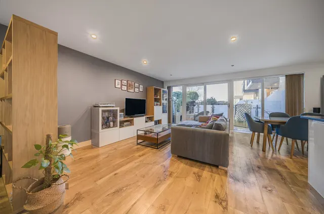 Meadowside, Eltham, SE9, photo 1