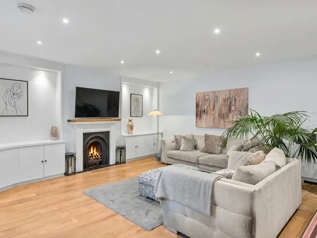 Eardley Crescent, London, SW5, photo 3