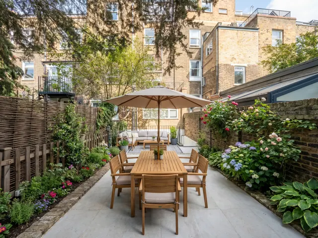 Eardley Crescent, London, SW5, photo 2