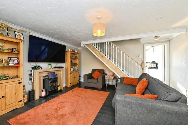Aylmer Drive, Tilney St. Lawrence, PE34, photo 2