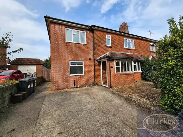 Castle Road, Bournemouth, photo 1