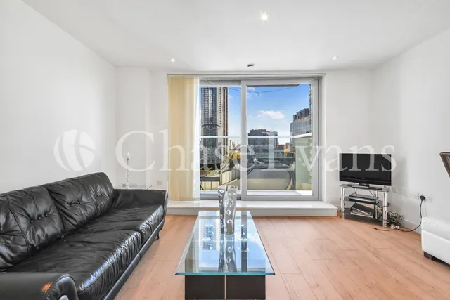 West Tower, 1 Pan Peninsula, Pan Peninsula Square, Canary Wharf, E14, photo 1