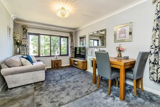 Photo 2 — Marlowe Lodge, 326 Wickham Road, Croydon, CR0