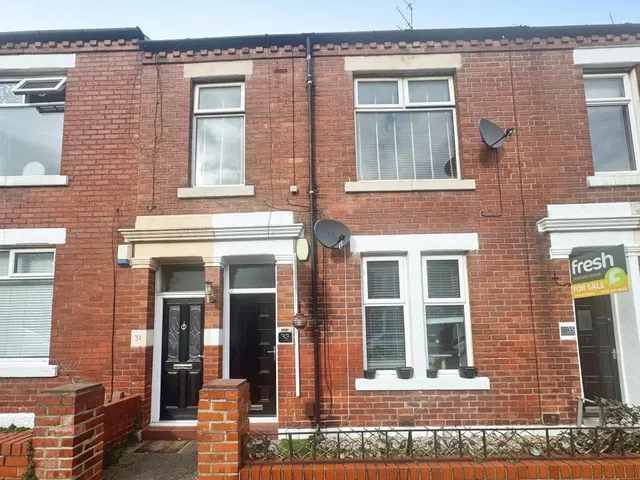 Lansdowne Terrace, North Shields, NE29, photo 1