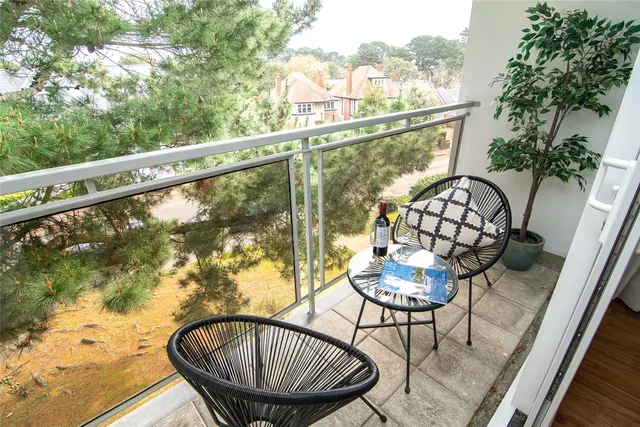 Brownsea Road, Poole, BH13, photo 1