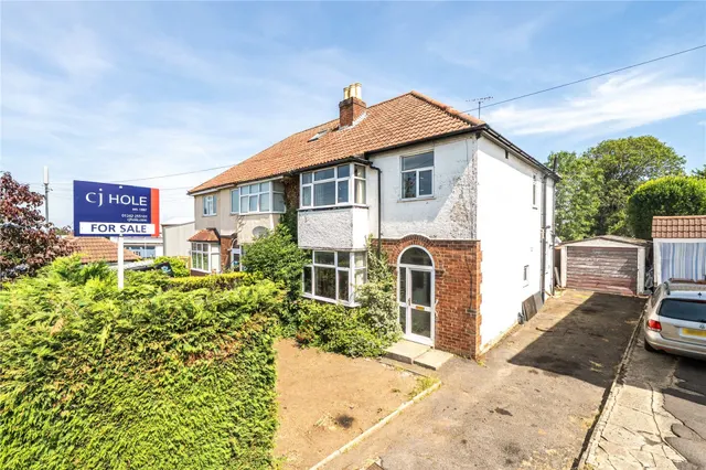 Mead Road, Leckhampton, GL53, photo 1