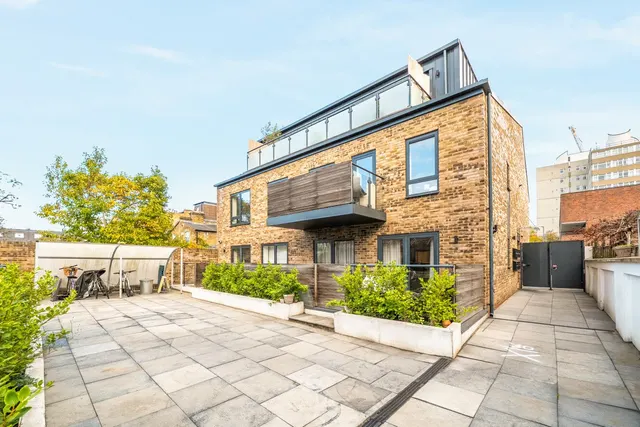 Bemish Road, Putney, London, SW15, photo 1