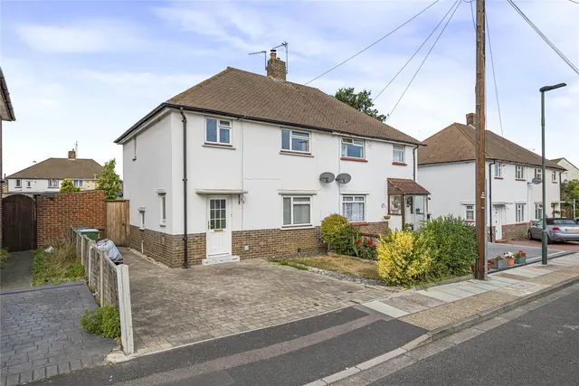 Burns Close, Welling, DA16, photo 1