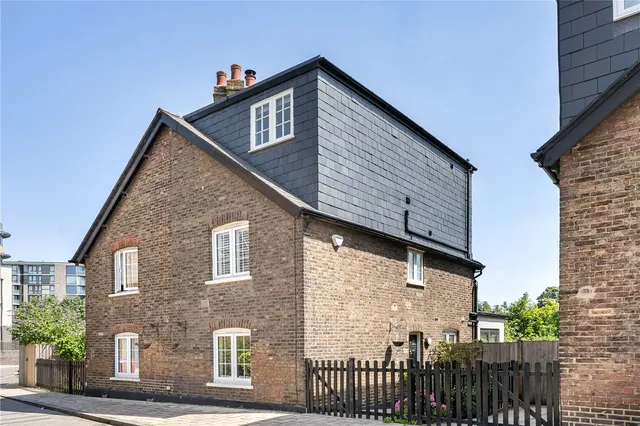 Brewery Lane, Twickenham, TW1, photo 1