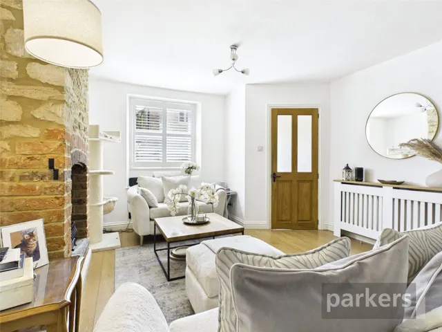 Gloucester Place, Witney, OX28, photo 3