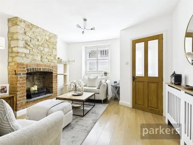 Gloucester Place, Witney, OX28, photo 2