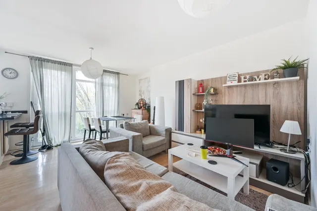 64 Hevelius Close, London, photo 1