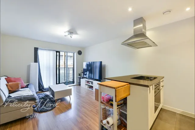 Rushton Walk, London, E3, photo 1