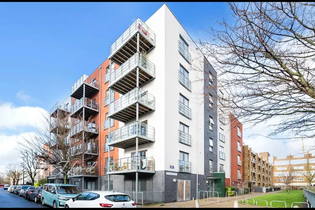 Rushton Walk, London, E3, photo 2