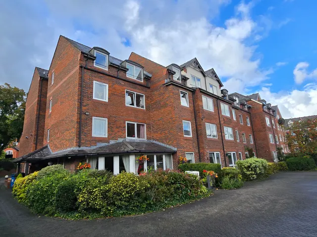 Groby Road, Altrincham, photo 1