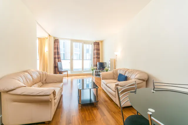 205 Balmoral Apartments, 2 Praed Street, London, photo 1