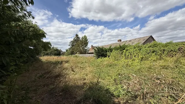 Penleigh Road, Westbury, photo 1
