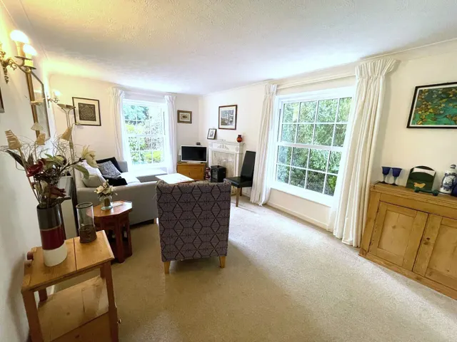 Worcester Road, Malvern, WR14, photo 2