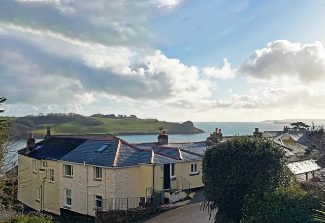 Grove Hill, St Mawes, TR2, photo 3