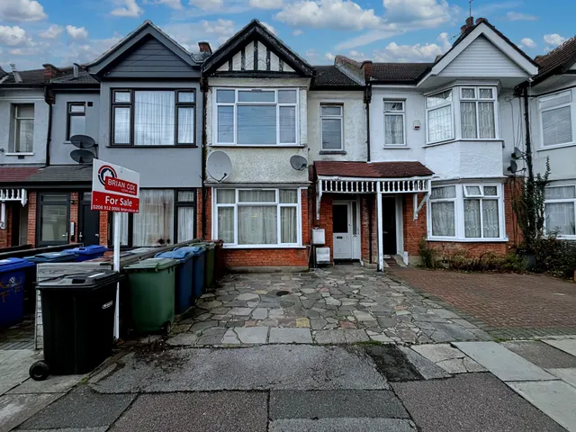 Wellesley Road, Harrow, HA1, photo 1