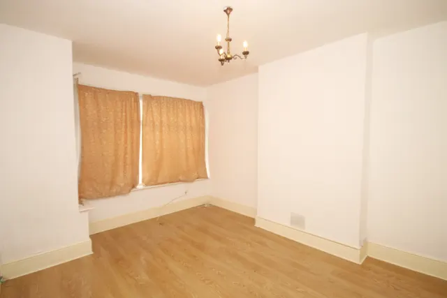 Wellesley Road, Harrow, HA1, photo 2