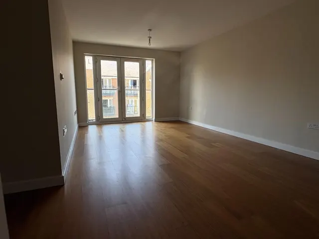 Black Eagle Drive, Northfleet, DA11, photo 2