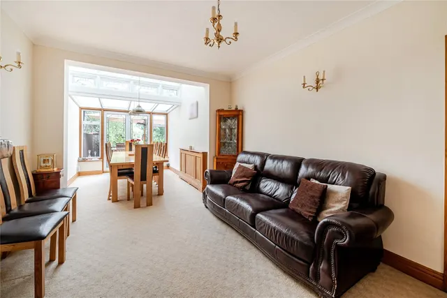 Photo 2 — Arragon Gardens, West Wickham, BR4
