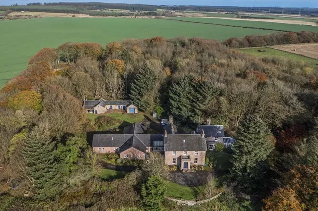 Photo 2 — Auquharney House, Hatton, Peterhead, Aberdeenshire, AB42 0QY