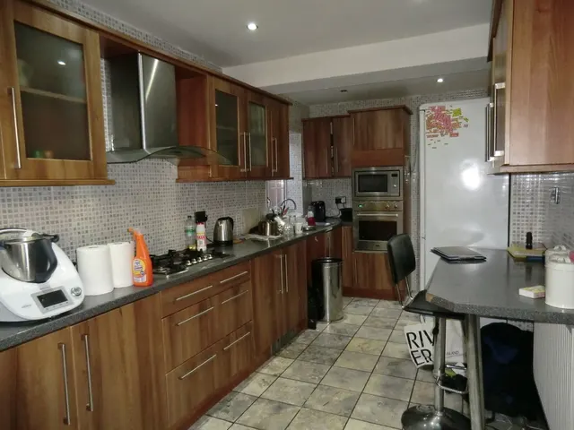 Canley Road, Coventry, photo 3