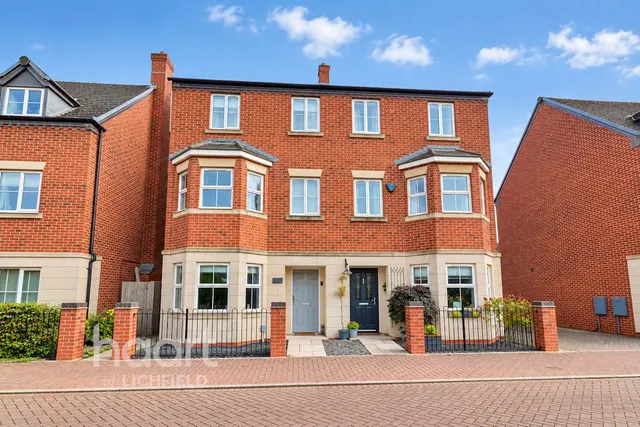 Agincourt Road, Lichfield, WS14, photo 1