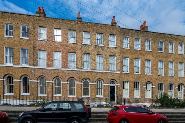 London, SE17, photo 1