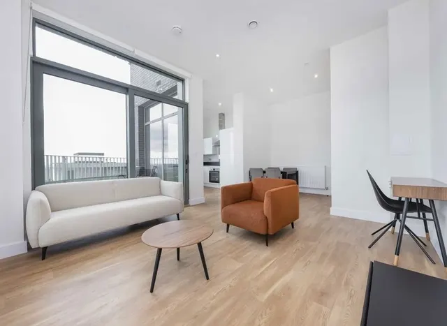Green Street, NW10, photo 1