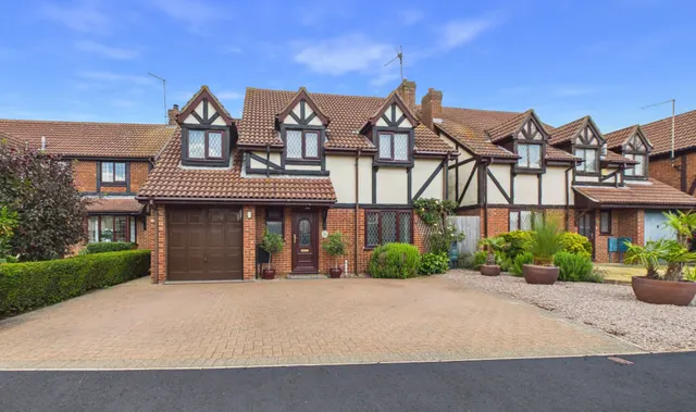 Campbell Drive, Gunthorpe, Peterborough, PE4, photo 1