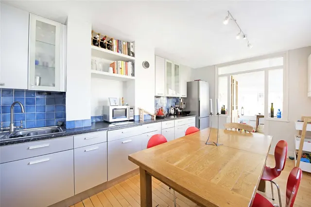 Elms Road, London, SW4, photo 3