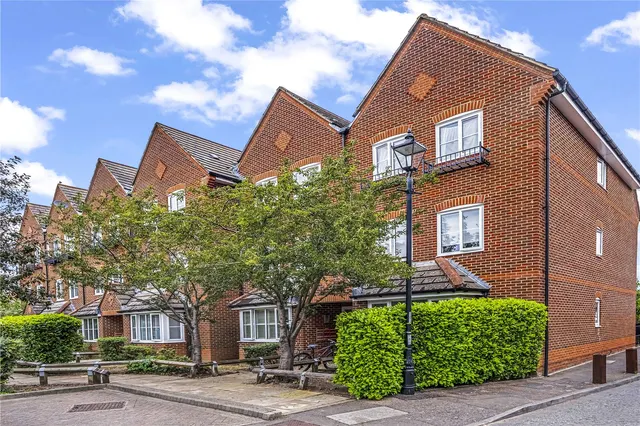 Langridge Mews, Hampton, TW12 3NZ, photo 1