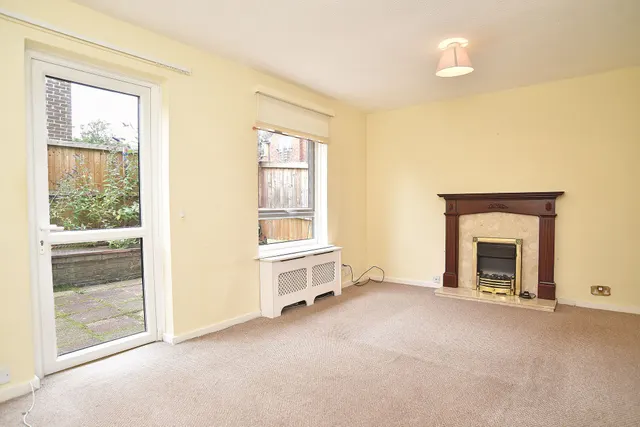 Swinton Court, Harrogate, HG2, photo 3