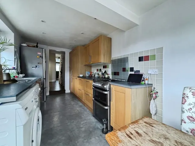 Photo 3 — Thackeray Road, London, E6