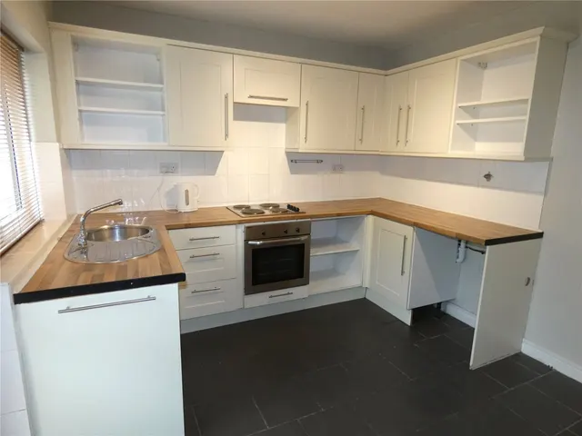 Dockwood Bungalows, Y Felinheli, LL56, photo 2