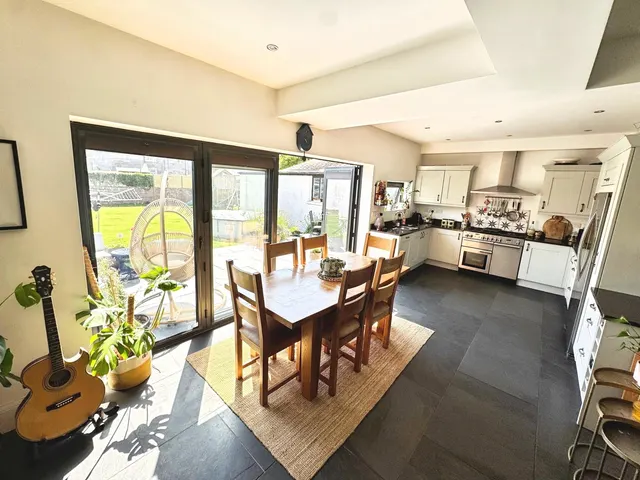Photo 3 — Lougher Gardens, Porthcawl, CF36 3BJ