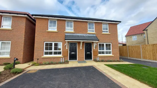 Houghton Drive, Corby Glen, NG33, photo 1