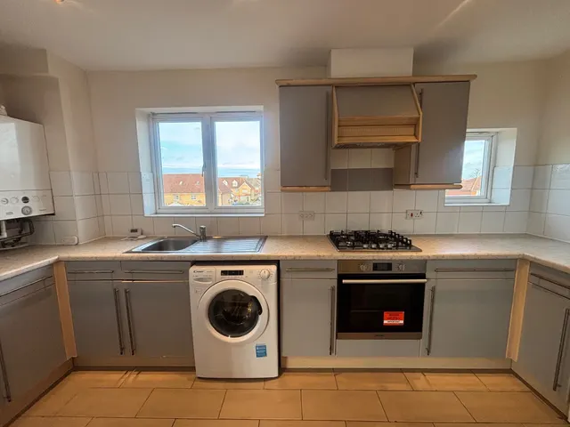 Goodman Road, MK42, photo 3