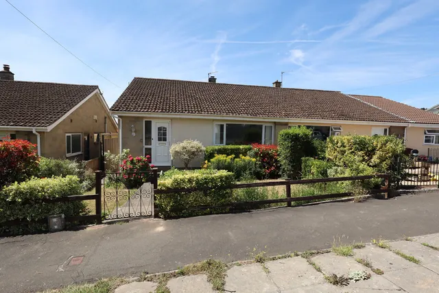 Jocelyn Drive, Wells, photo 1